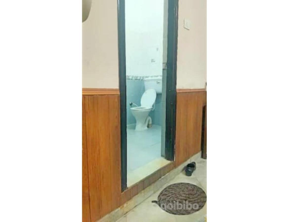 Hotel Basera Guest House, 사하란푸르 외부 사진