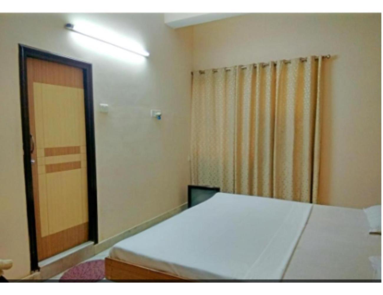 Hotel Basera Guest House, 사하란푸르 외부 사진